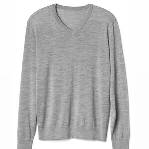 Gap light gray v neck sweater 100% extra fine merino wool all natural fibers lux